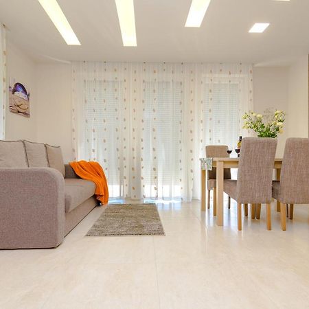 Bella Apartments No1 Гайдусобосло Екстер'єр фото